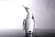 Steuben Crystal Art Glass "Penguin" By George Thomson Mid Century With Bag