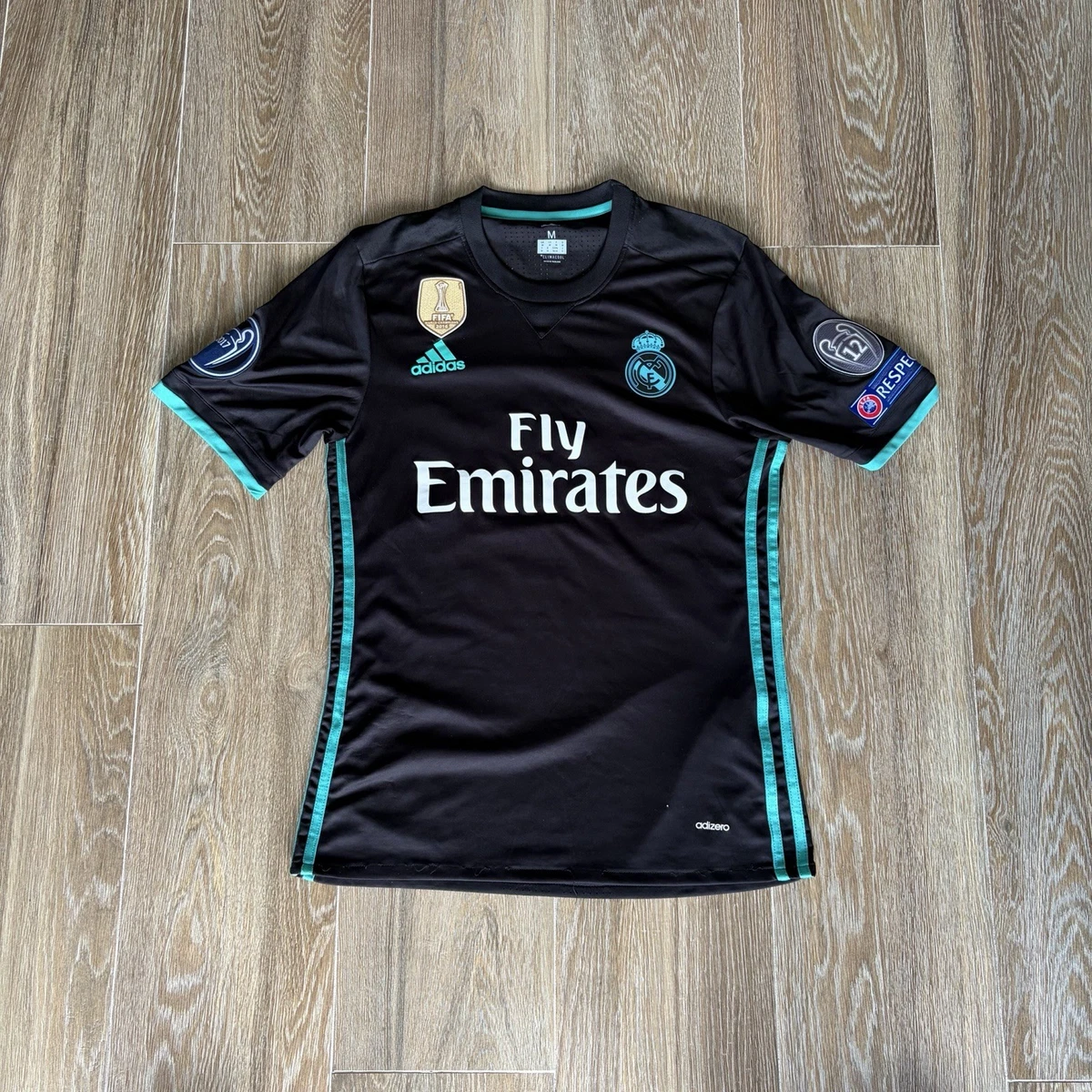 Real Madrid Size M Black International Club Soccer Fan Apparel and