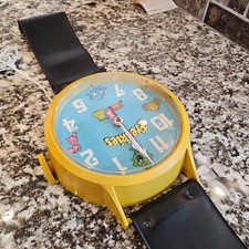 Vintage Freakies Cereal Wall Clock Ultra Rare Display New condition Never Used