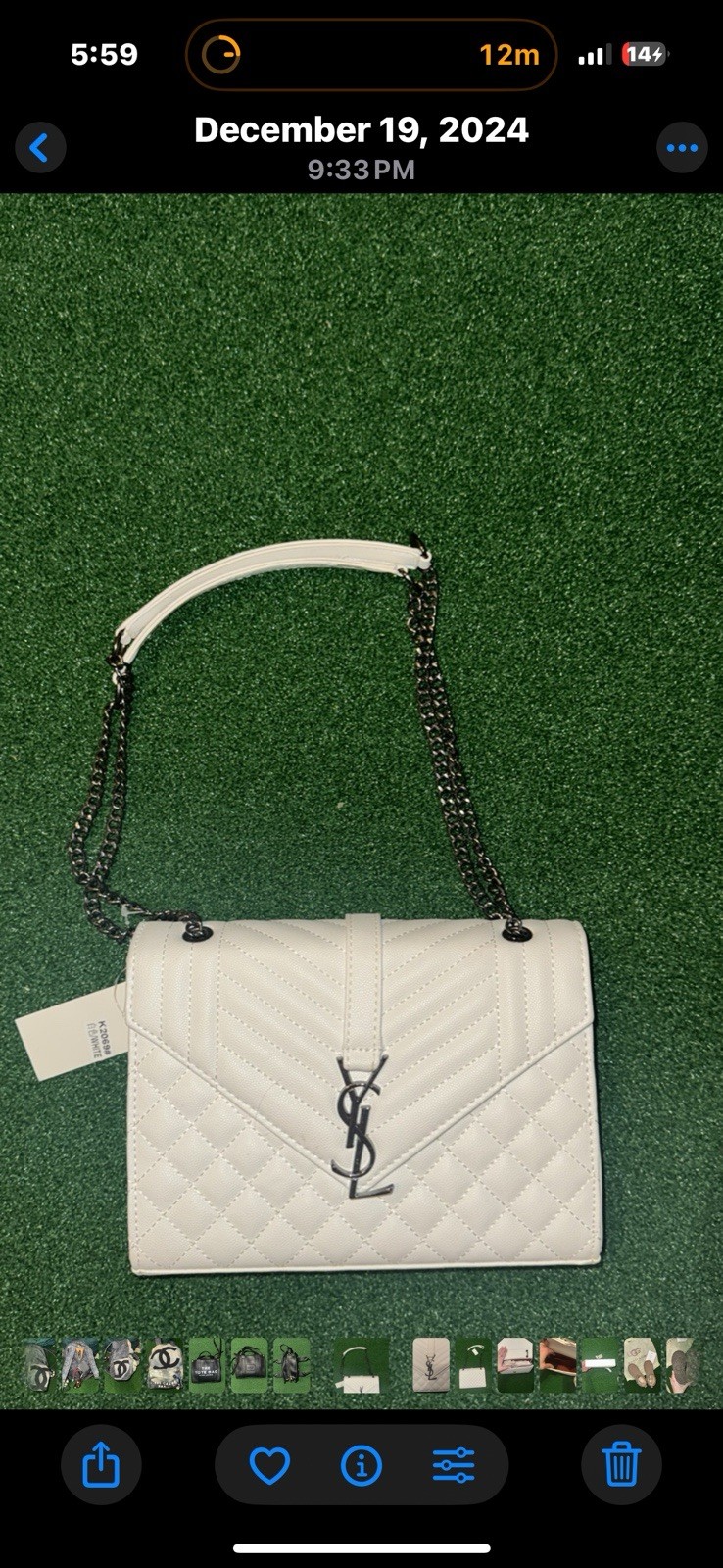 SAINT LAURENT Borsa media college monogramma tri trapunta pelle di pecora colomba bianca