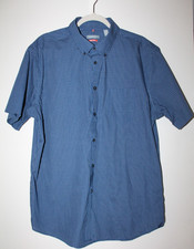 Van Heusen Traveler Size 17 17 Men s Shirt S/S Cotton Blend Blue White Plaid