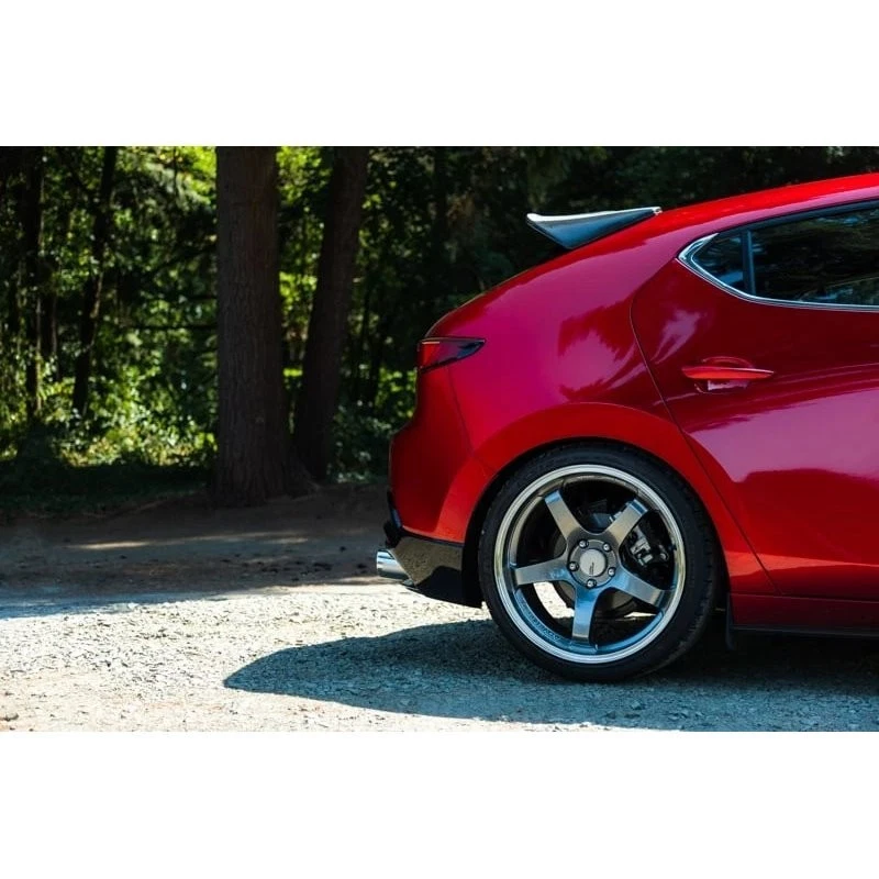 Задний спойлер CorkSport из углеродного волокна — подходит для хэтчбека Mazda 3 2019+ — глянцевая отделка - Изображение 2 из 4