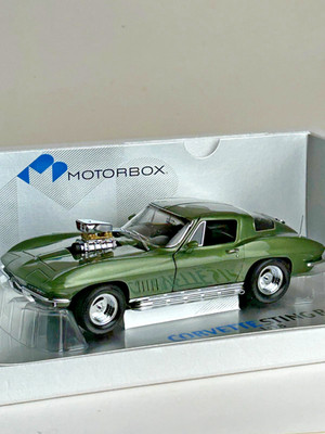 特価 exoto (1/18) コルベット C2 Street Rod 1:18 Scale Exoto Motorbox 1967 Corvette Street Machine with