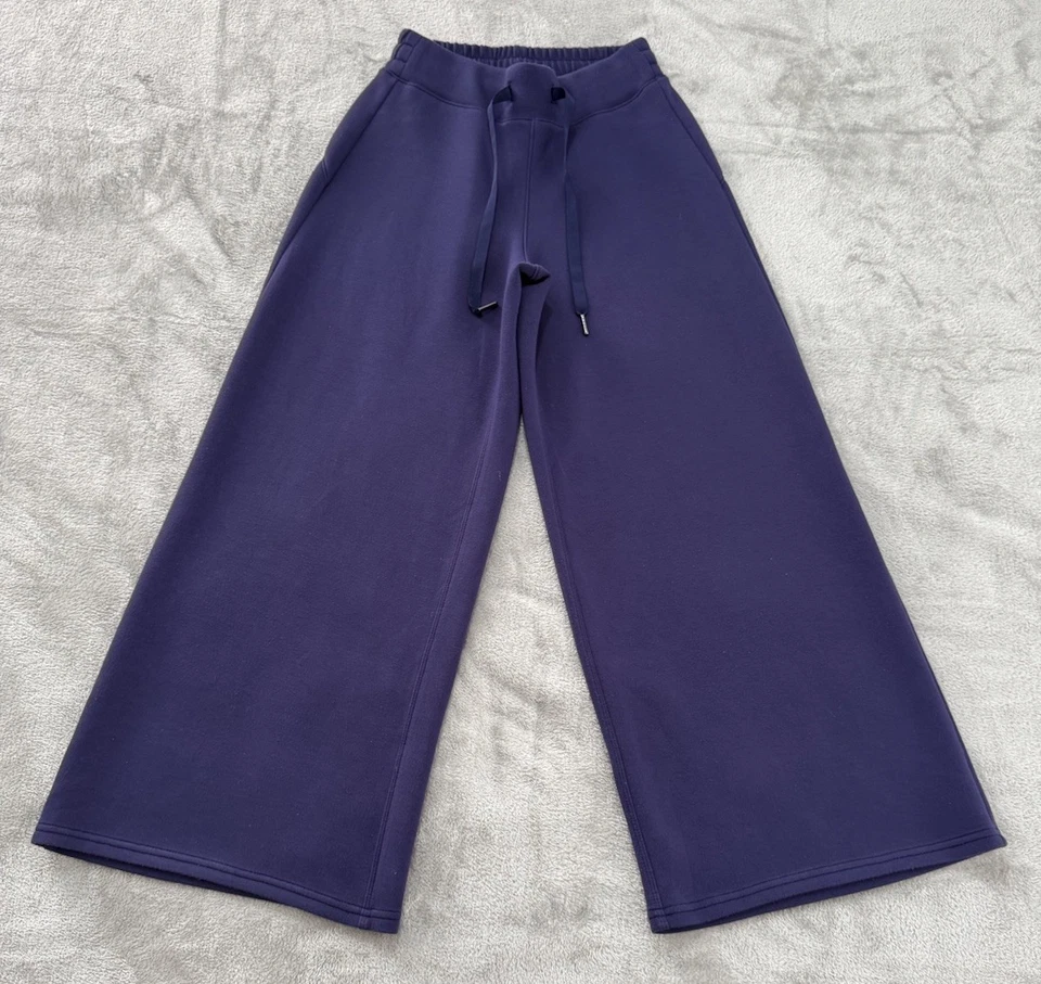 Spanx 女式 Air Essentials 短阔腿裤柔软休闲海军蓝 XS — 第 2/4 张图片