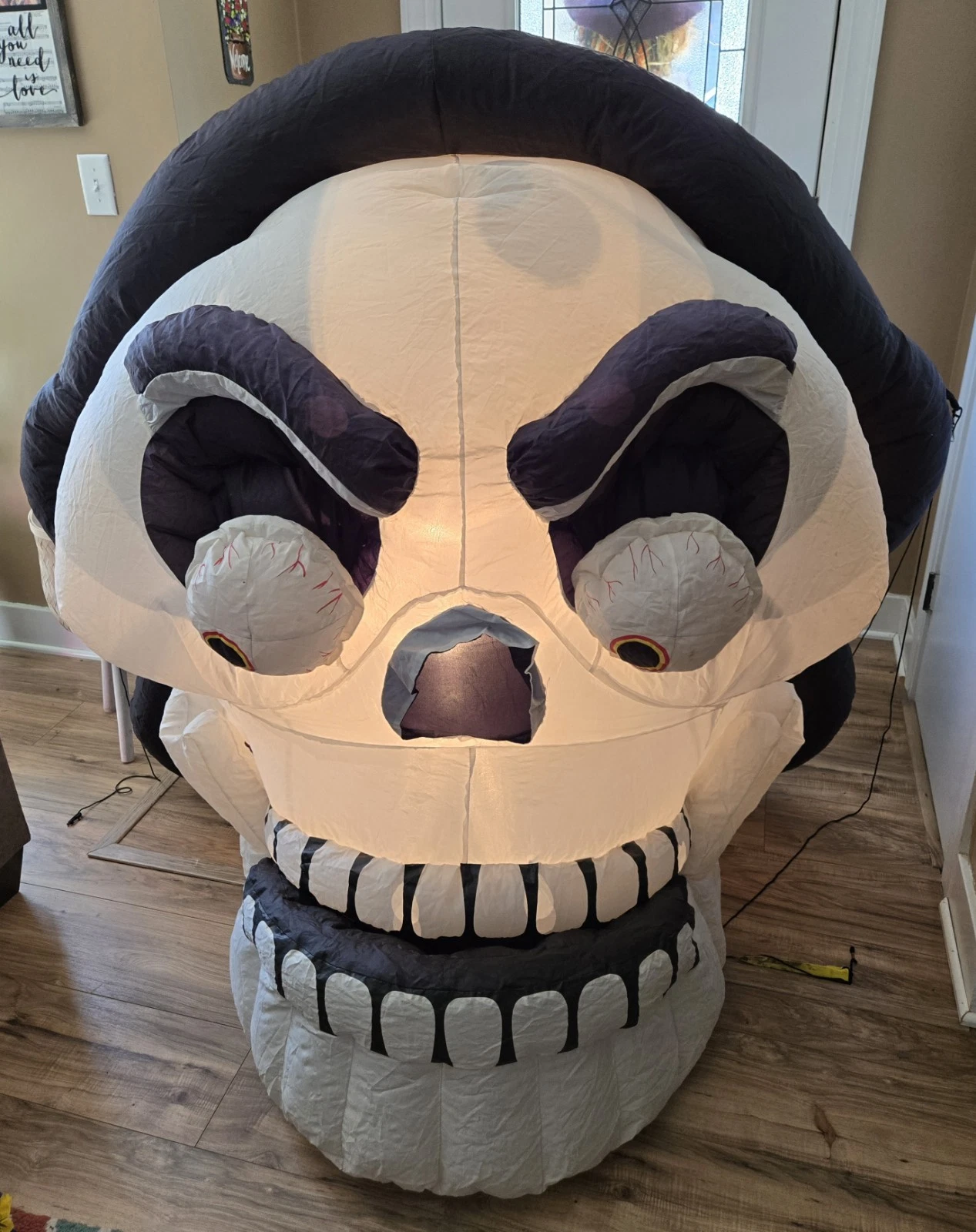 Gemmy Halloween Inflatable 7 Ft Skull W/ Spinning Eyes Lights Up 2009
