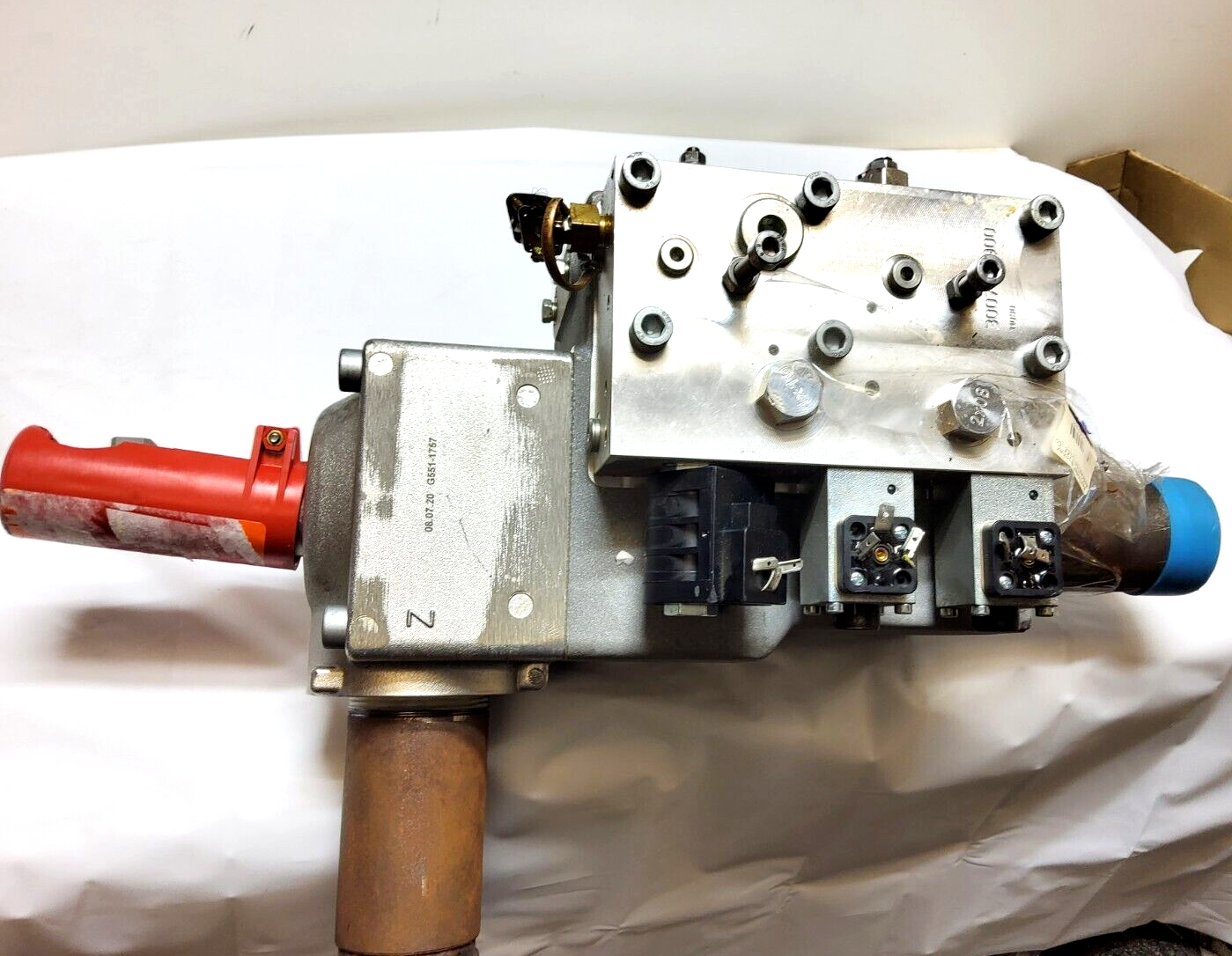 NEW Beringer Bucher Hydraulic Lift Control Valve Pump LRV 700 LRV700