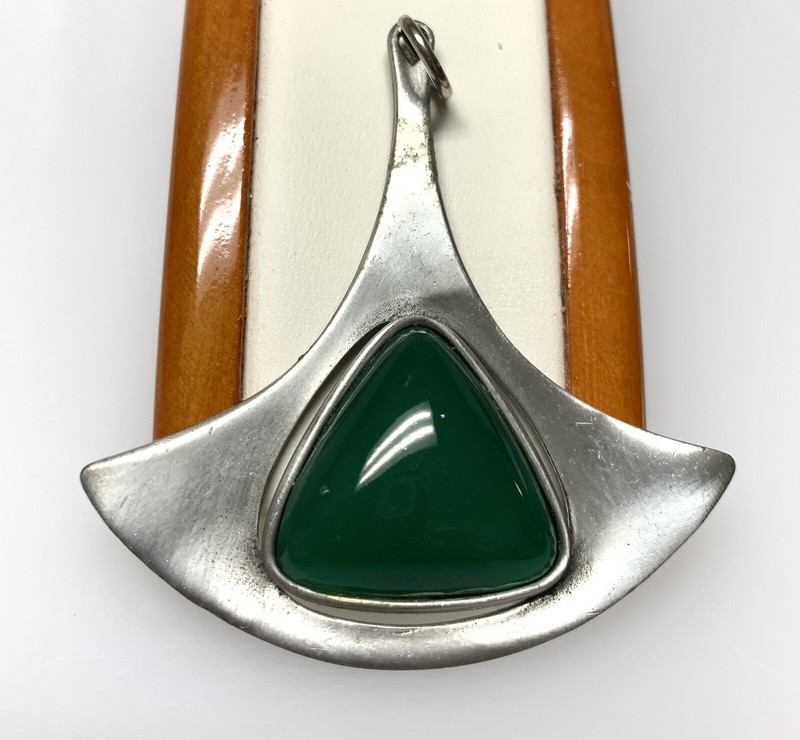 Vintage COROCRAFT Pendant Abstract Green Glass Center Pewter