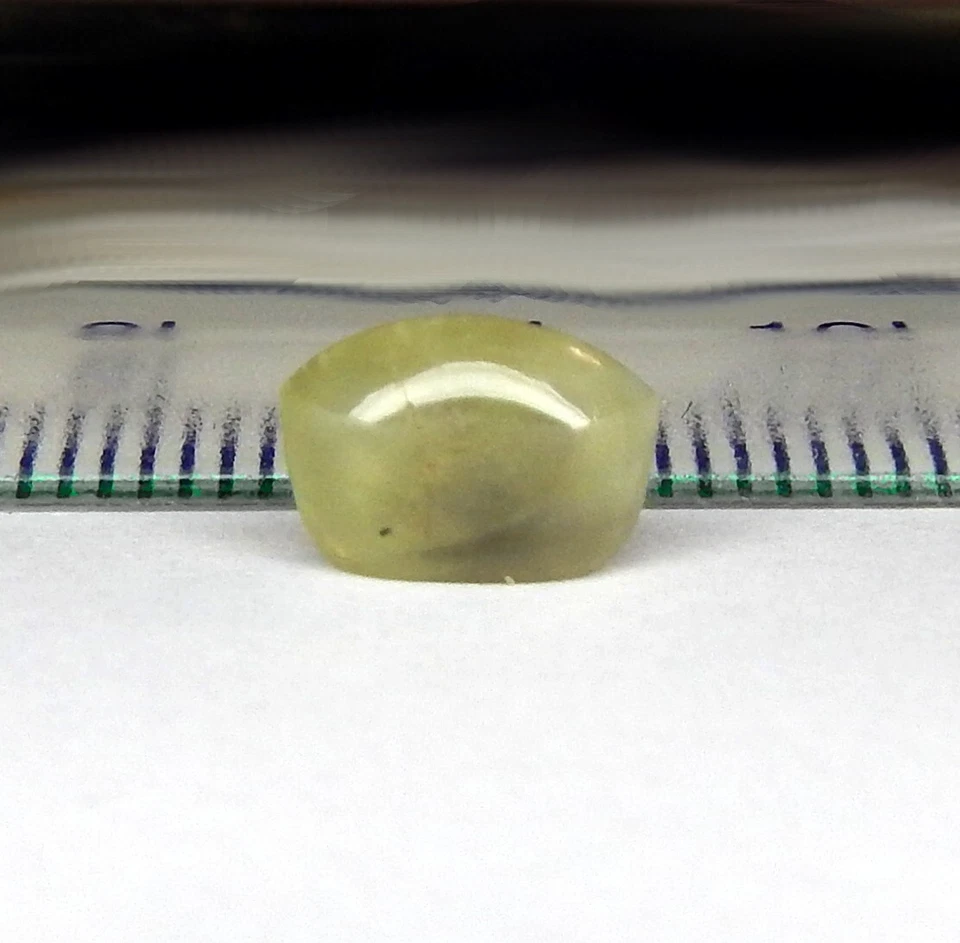 Cambio de color 2,6 quilates ojo de gato alejandrita verde a púrpura natural extraído sin calefacción Foto 3 de 3