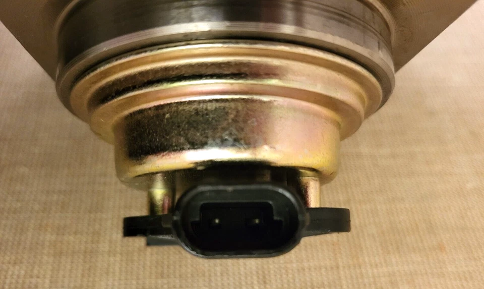 Buje de cojinete de rueda trasera Buick Lesabre Park Ave Olds 88 98 1996-1999 con ABS - NUEVO Foto 4 de 4