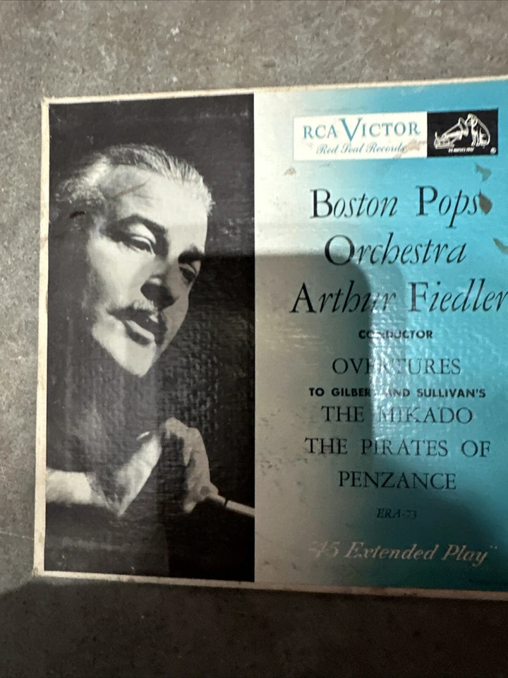Boston Pops Orchestra Mikado Overture Pirates of Penzance 45 RPM 7" Vinyl Record - Image 3 of 4