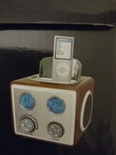 2011 New CE Brand Mp3 Docking Station Speaker/Dig Clock/Alarm for Audio Devices