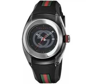 Montre à quartz pour femme Gucci Sync L cadran noir bracelet en caoutchouc YA137301 NEUVE PRIX DE DÉTAIL SUGGÉRÉ PAR LE FABRICANT