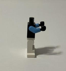 Lego DC Mr. Freeze Minifigure Torso ~ From Set 76000