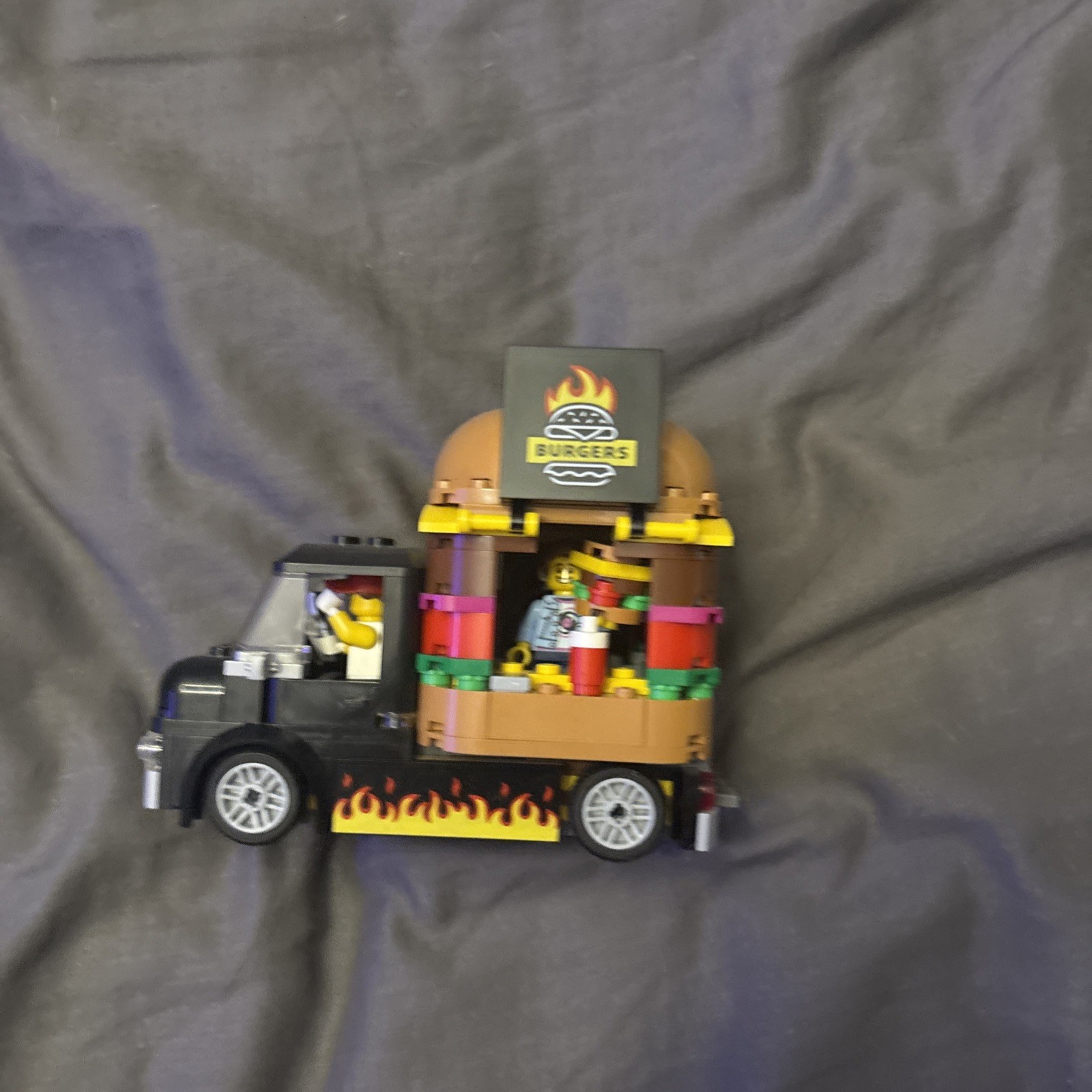 LEGO City: Burger Truck 60404, used, excellent condition, all pieces.
