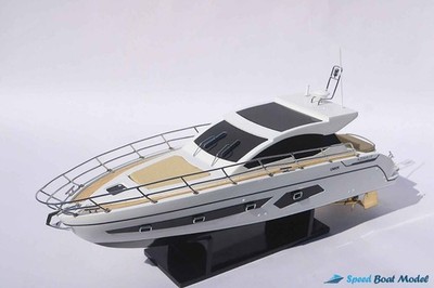 Azimut 43 Modern Yacht Model 17  - Motor Yacht Model - Wooden Model Boat