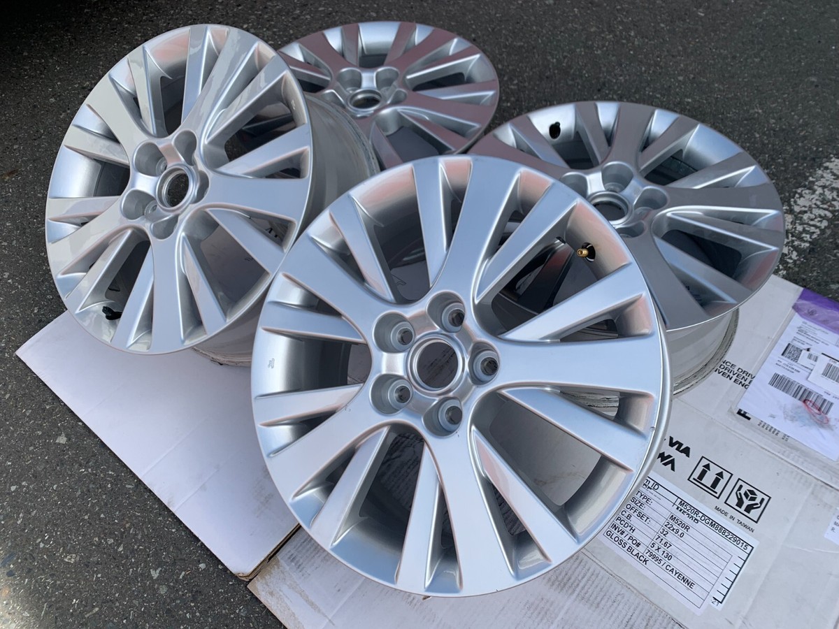 SET Of Brand New OEM factory 17X7