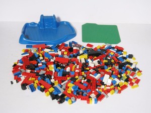 Lot of Loose Lego Pieces with 2 Building Bases | eBay