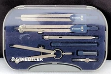 Staedtler Compass Drafting 7 Piece Set With Plastic Case Italy Precision 559-09