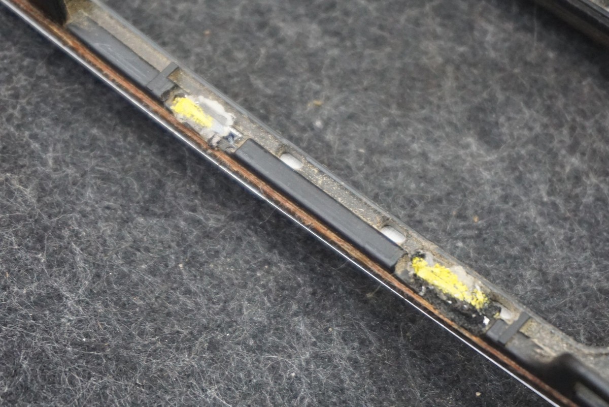 Front AC Heater Control Wood Trim 2518703990 Mercedes ML63 AMG  