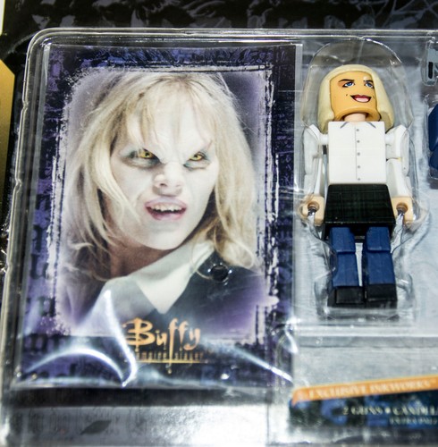 Buffy the Vampire Slayer Darla Palisades Palz The Master Figure Series 1 Sealed - Picture 3 of 10