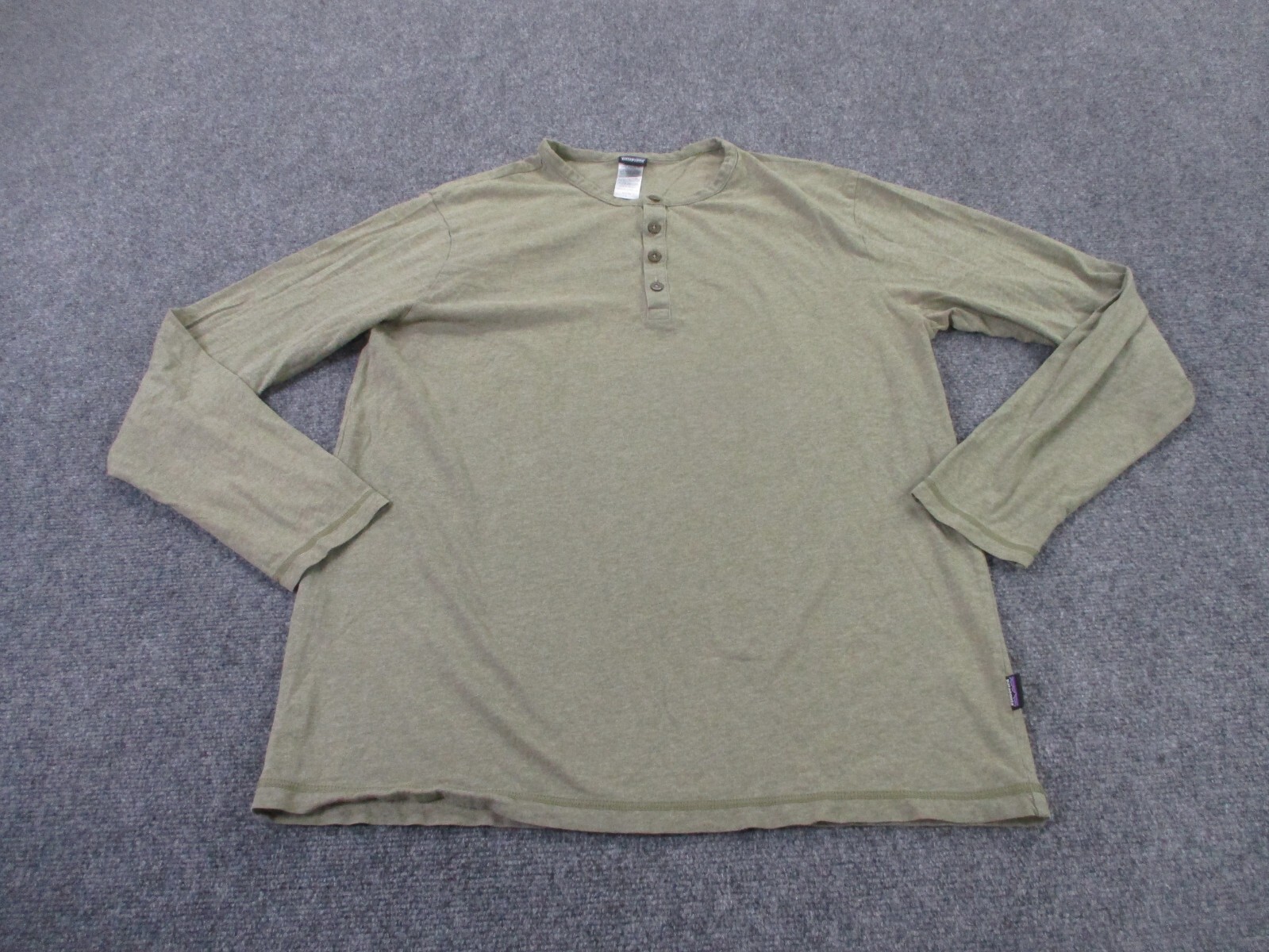 Patagonia Shirt Mens L Green Pullover Henley Lightweight Outdoors Hiking Adult