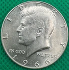 1966-P -BU Kennedy Half Dollar -40% Silver(118b)