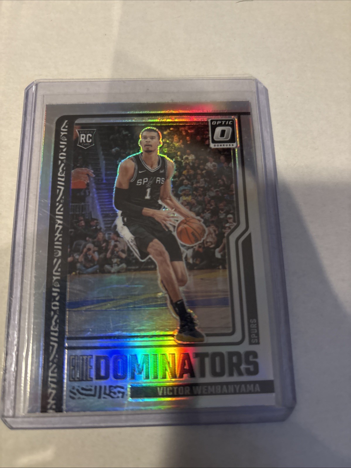 2023-24 Panini Donruss Optic - Elite Dominators Victor Wembanyama #18 Holo Prizm