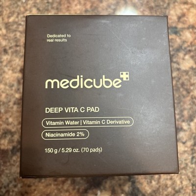MEDICUBE - Deep Vita C Pad [70 pads]-Vitamin C Derivative-US SELLER