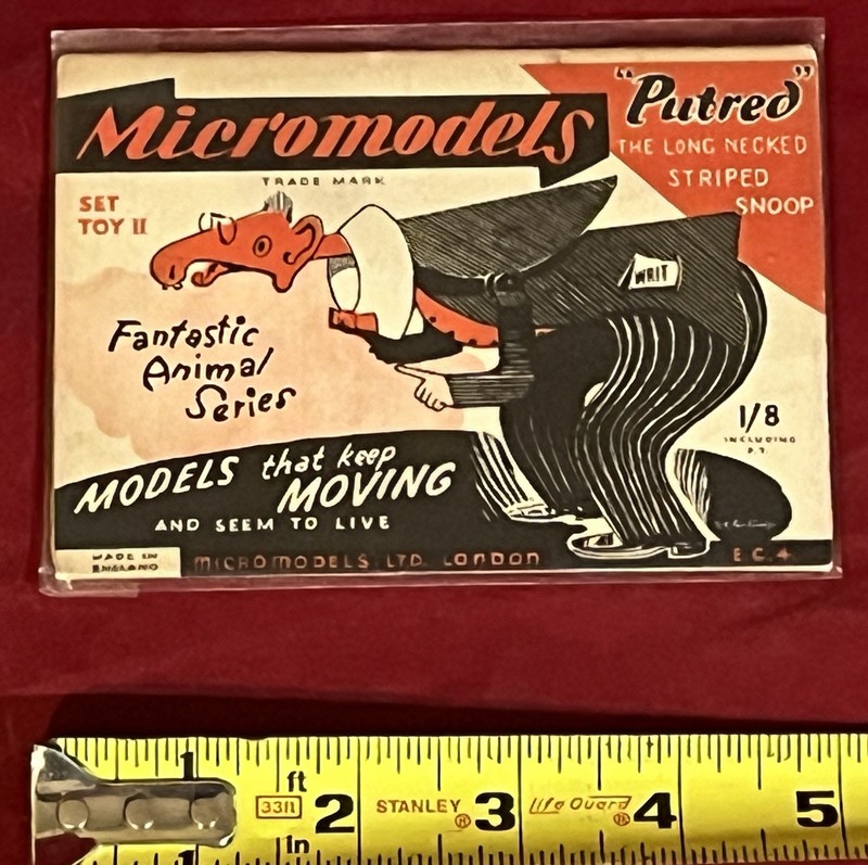 NOS 3D MICROMODELS SET #TOY 11 " PUTRED " LONG NECKED SNOOP- COMPLETE-NEW