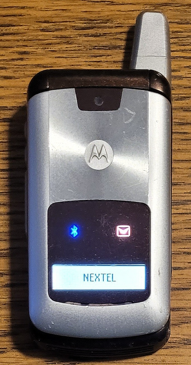 Motorola i776 - Silver and Brown ( Nextel ) Very Rare iDEN Flip