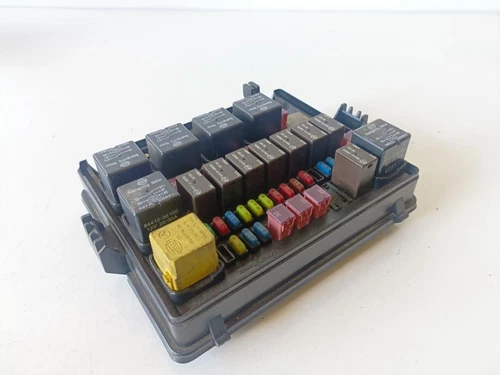 Y220EDP Caja Reles/Fusibles para SSANGYONG REXTON 270 Xdi Limited 2004 188819 - Imagen 2 de 4