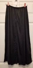 Vintage Vanity Fair Nylon Half Slip Black Size Medium-32" Length EUC