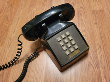 Vintage Stromberg-Carlson 2500D Push Button Touchtone Telephone Black