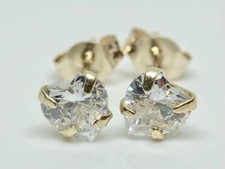9K SOLID YELLOW GOLD HEART CUT DIAMOND STUDS EARRINGS