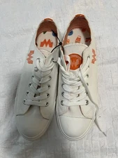 Whataburger Cool Tennis Shoes- 7