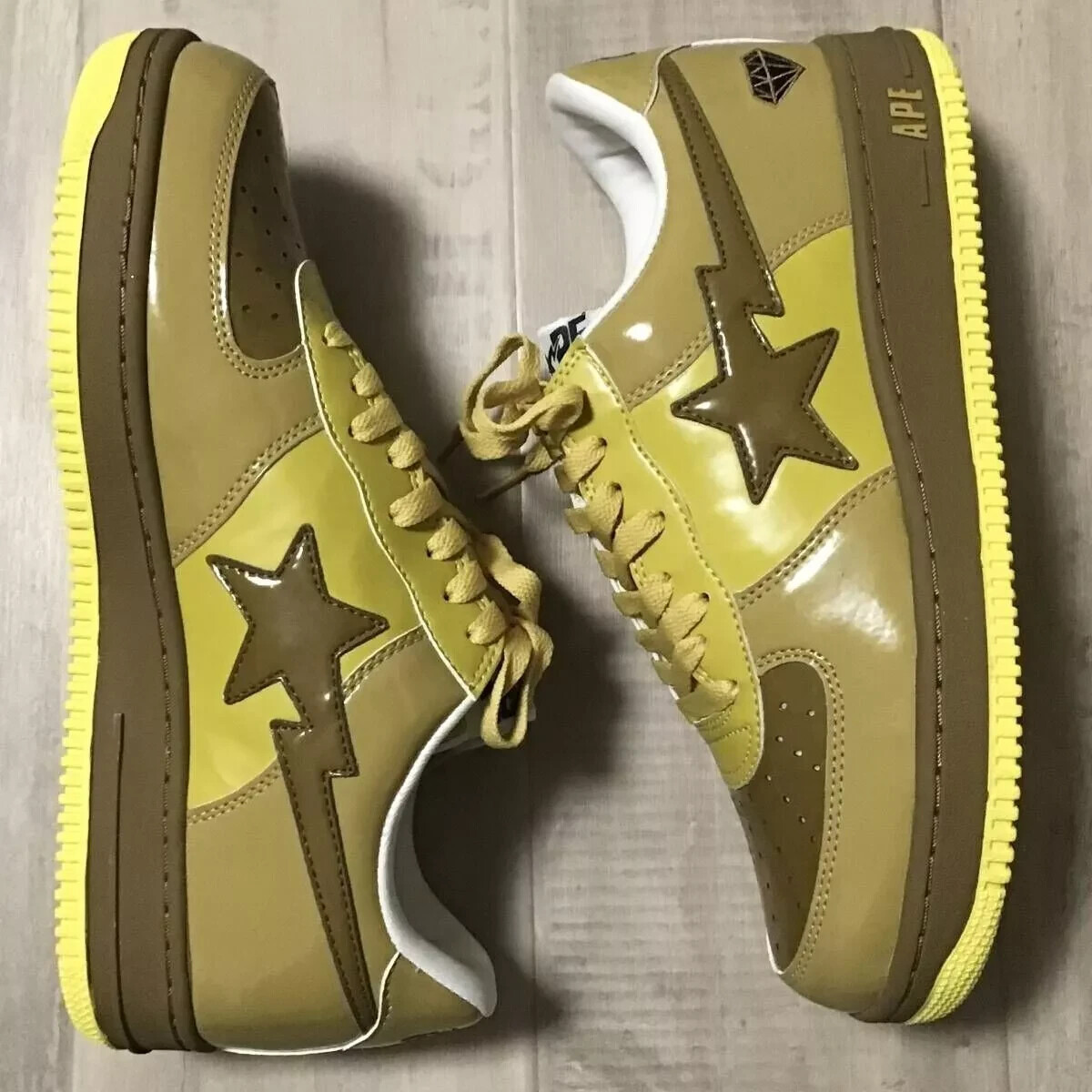Not for sale Gold A Bathing Ape BAPE STA NIGO Sneakers Shoes