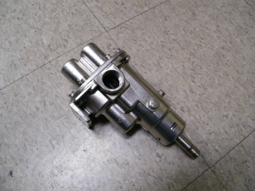 Shurflo GPST4 gear pump 1/2" self priming pedestal mount 125 psi 10.1 gpm