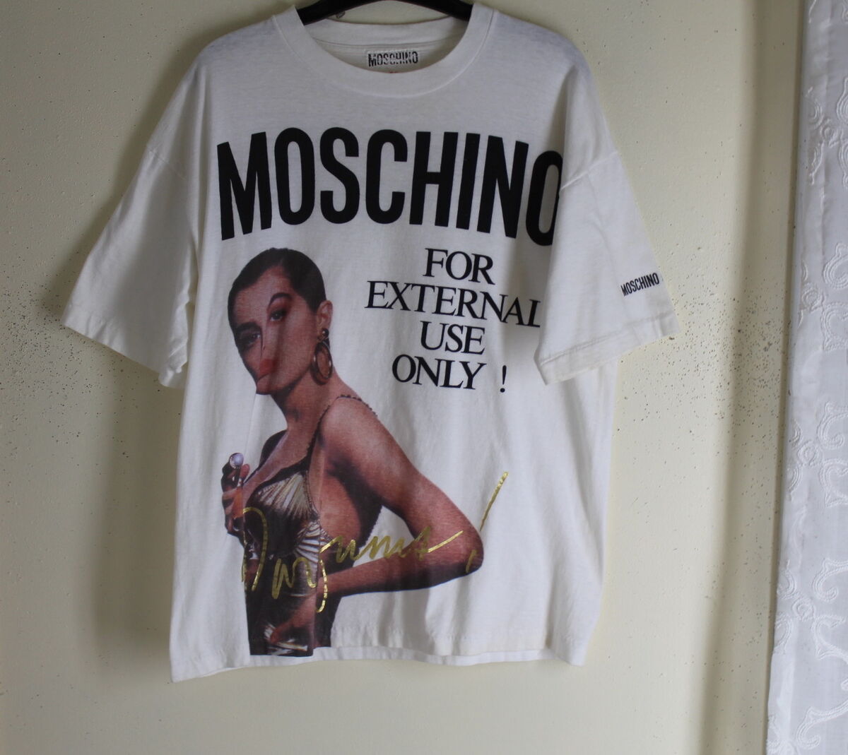 MOSCHINO Parfums - Vintage 1980s FOR EXTERNAL USE ONLY Promo T-SHIRT Top