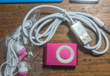 Apple iPod shuffle 2nd Generation  2 GB NEW BATTERY