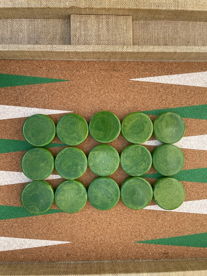 Vtg Backgammon Set  Green & Butterscotch 1.5" Bakelite Crisloid Linen Case Keys - Image 4 of 4