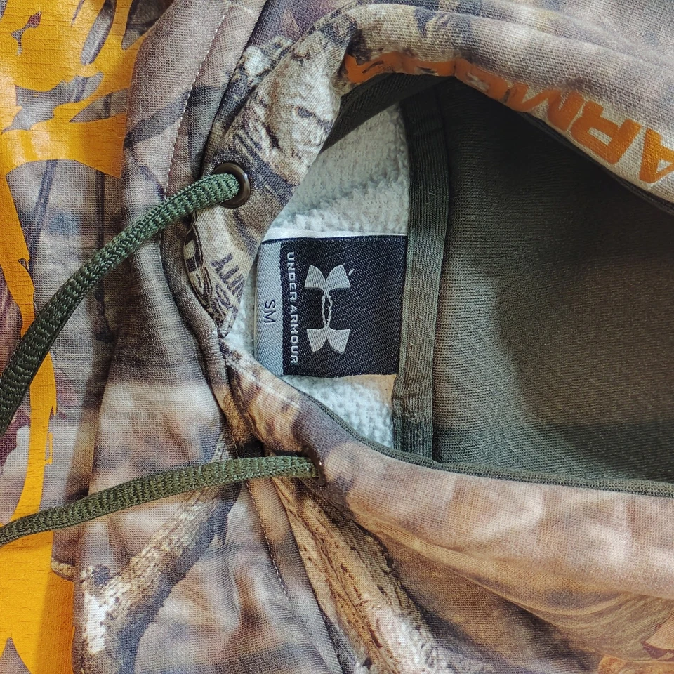 Under Armour RealTree Camo Hunting Pullover Polyester Fleece Hoodie Size SM  - Image 4 of 4