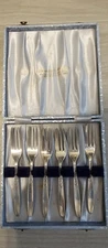 Priestly & Moore Ltd Sheffield England Cocktail Oyster Forks Set Of 6 SHIPS FREE