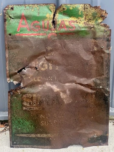 VINTAGE CRUSTY AGUJAS SINGER SEWING MACHINE 13x19 METAL TIN TACKER SIGN RUSTY