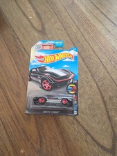Hot Wheels HW Wild to Mild Corvette Stingray