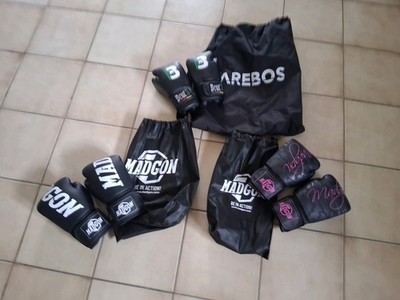 Boxhandschuhe/2x Erwachsene/1x Jugendlich Neuwertig und Nur Einmal benutzt.