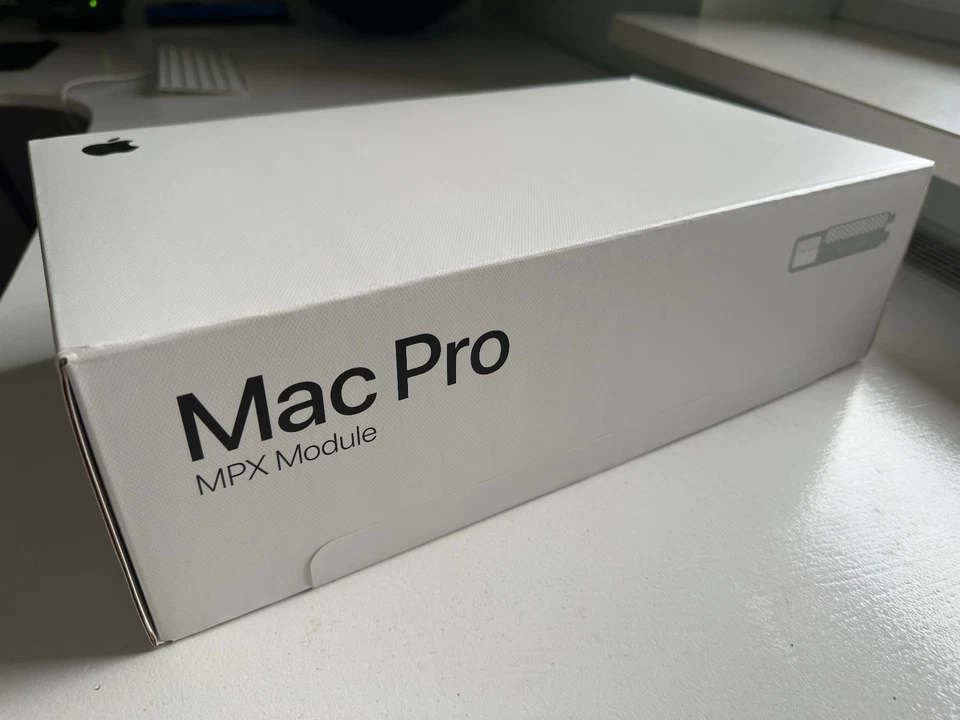 Apple AMD Radeon Pro W6600X 8GB GDDR6 MPX Module for Apple Mac Pro 7,1 (2019) - Image 3 of 4