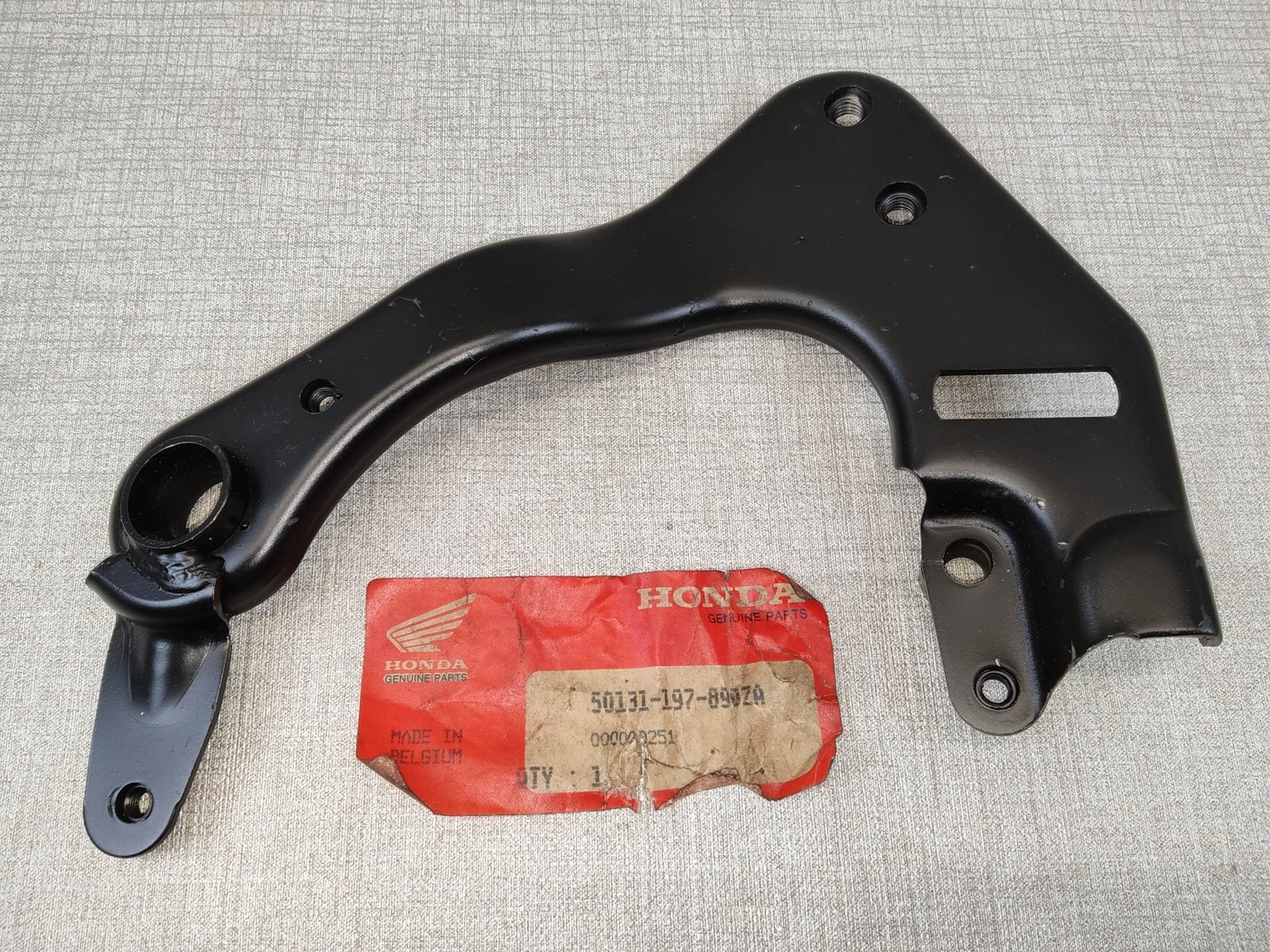Fixation moteur droite Honda PXR 50 pour supprimer vibrations et bruits