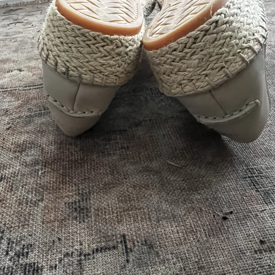 Cole Haan Zapatos Mujer 7 Beige Cloudfeel Stitchlite Alpargata Metálica Sin Cordones Foto 4 de 4