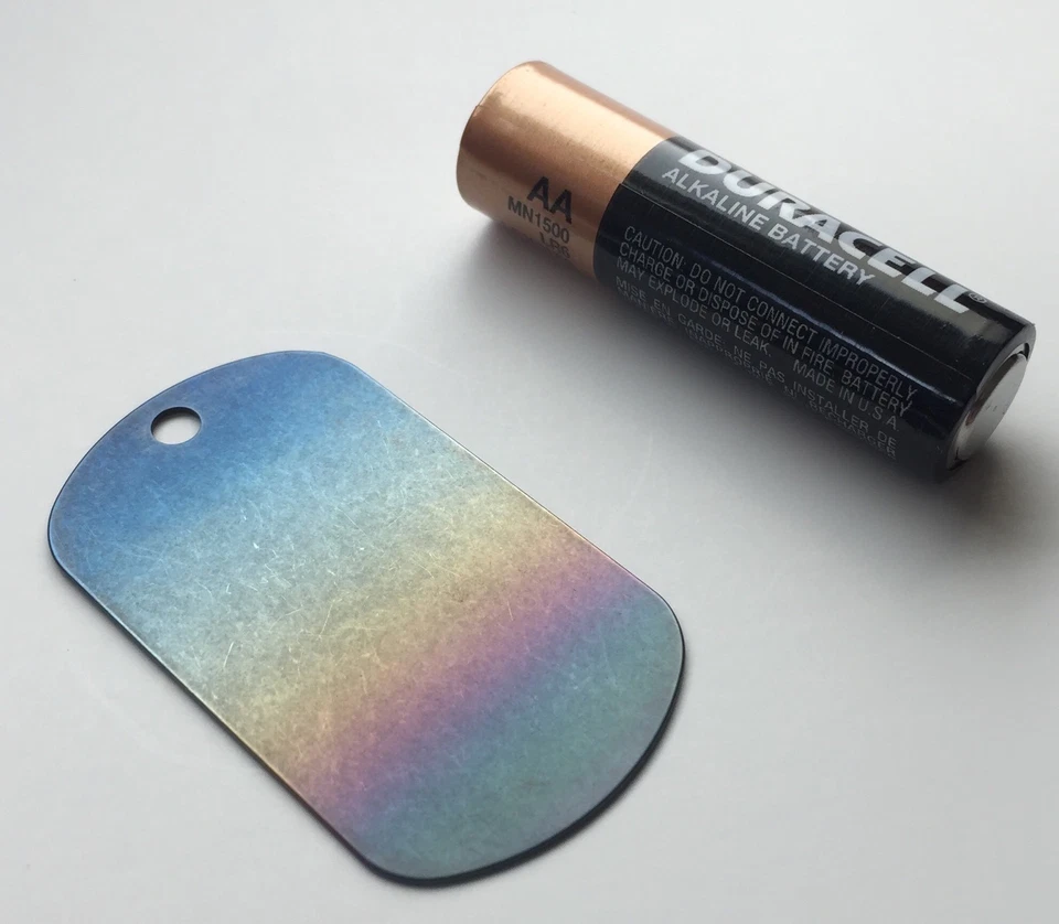 Etiqueta de perro arco iris de titanio EE. UU. Collar Cadena Orgullo Dogtag Militar Foto 2 de 2