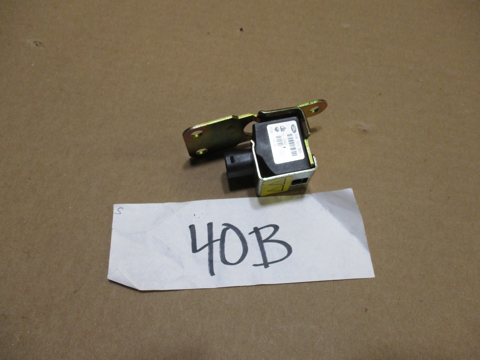 02 03 04 05 Land Rover Freelander Used ABS Anti-Lock Sensor # 40-B
